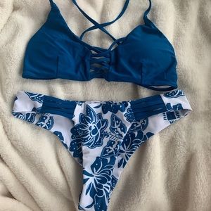 Blue/white tropical bikini